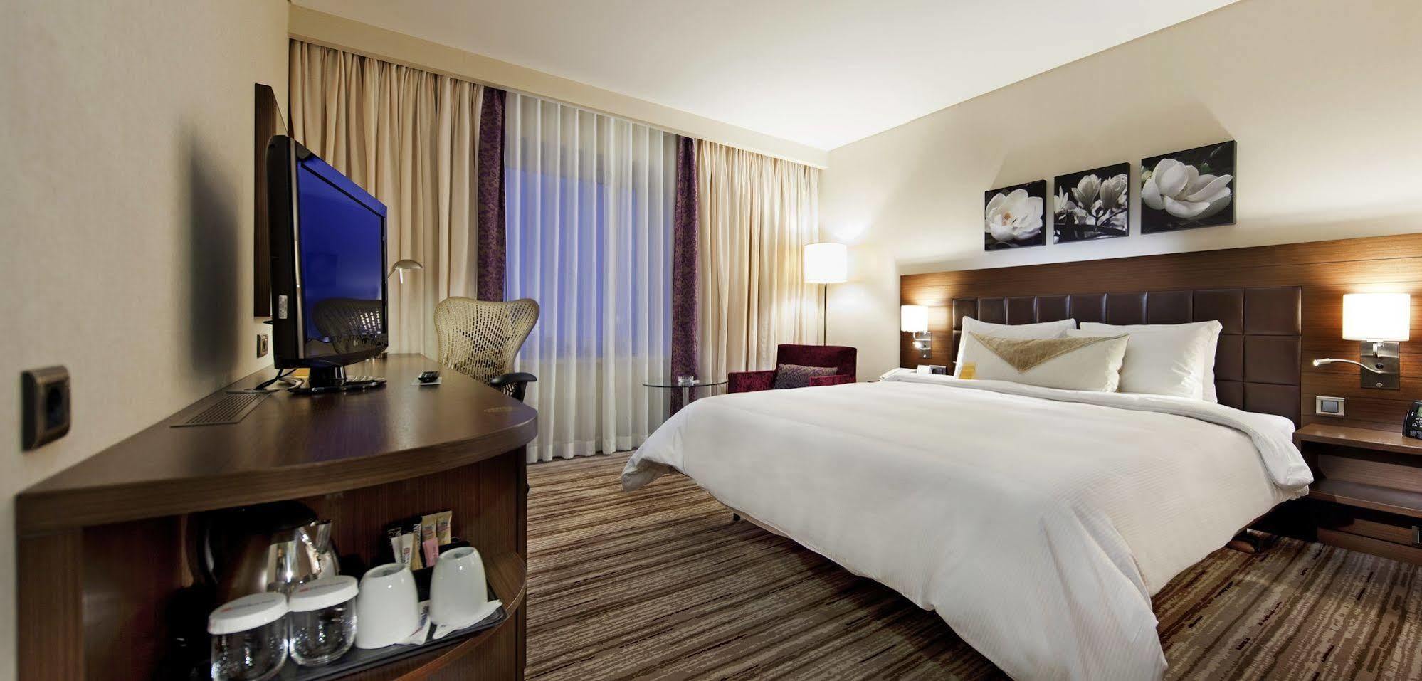 Hilton Garden Inn Frankfurt City Centre Frankfurt am Main Kültér fotó